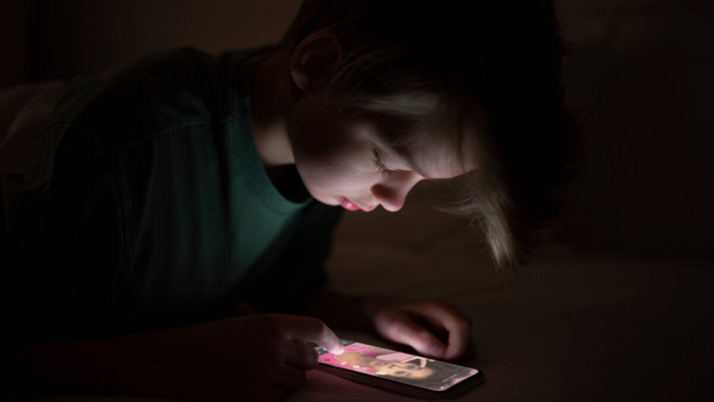 Wamenkes 2% Remaja Indonesia Coba Bunuh Diri Gadget 2025: Data Resmi & Fakta Mengkhawatirkan