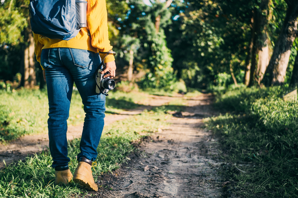 Ternyata Nature Walk 20 Menit Turunkan Stresmu Lebih dari Yoga di Gym