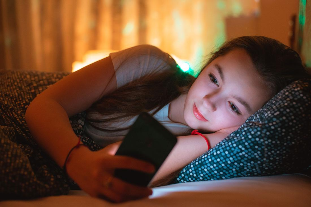 Jangan Biarkan TikTok Rusak Mentalmu, Ini Cara Mindful Scrolling 2026