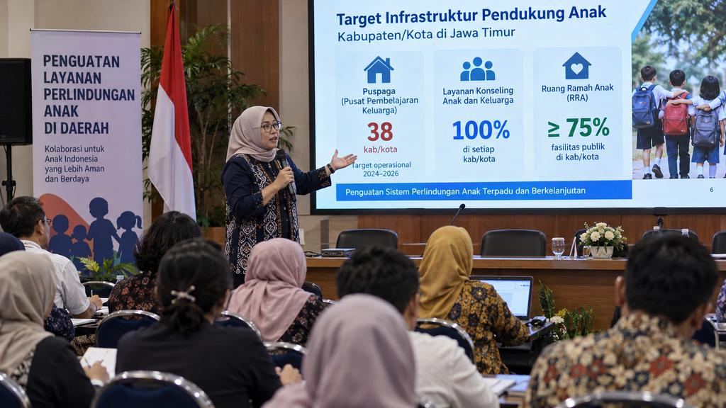 Fasilitator Pusat Pembelajaran Keluarga (Puspaga) mengikuti pelatihan advokasi perlindungan anak dan kesehatan mental di aula.